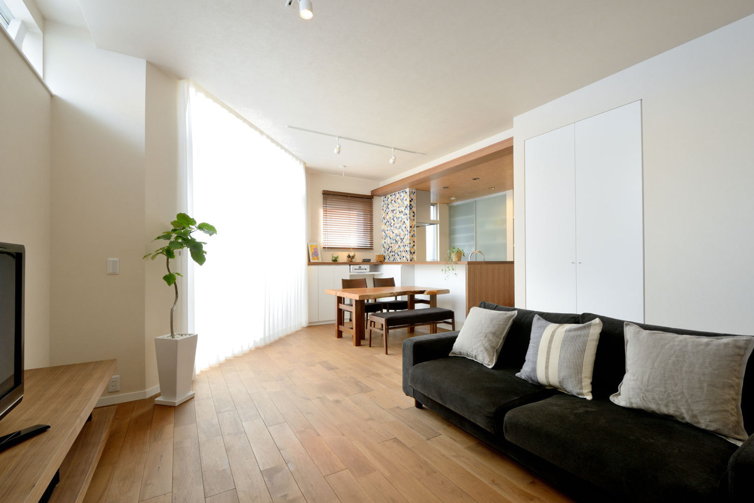 リビングダイニング